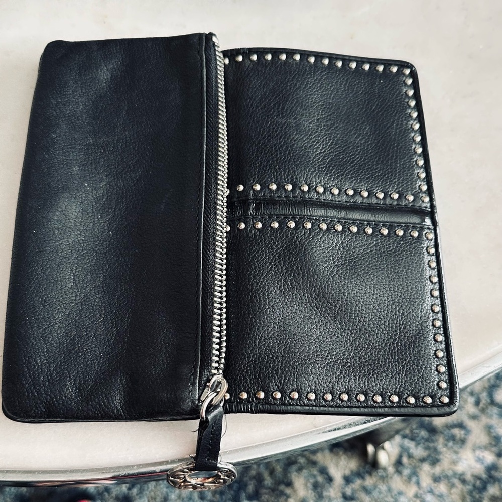 Brighton Black Leather Wallet with Silver Accents - Picture 4 of 7